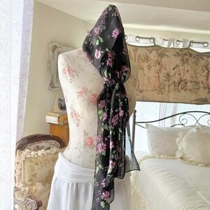 black floral scarf‎